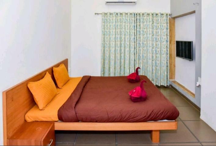 Bed and Breakfast Surya Kiran Miramar à Panaji Extérieur photo