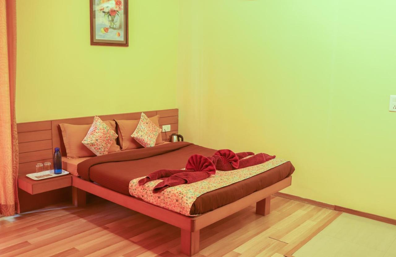 Bed and Breakfast Surya Kiran Miramar à Panaji Extérieur photo