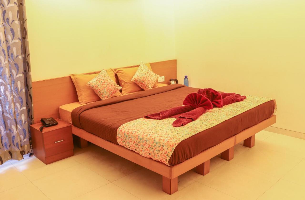 Bed and Breakfast Surya Kiran Miramar à Panaji Extérieur photo